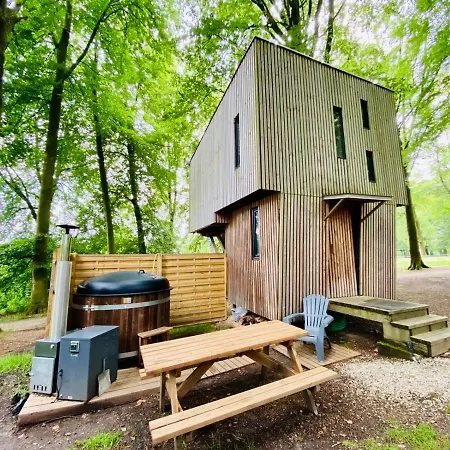 L'étape En Forêt *