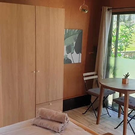 L'etape En Foret بيت خشبي *