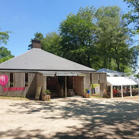 L'étape En Forêt *
