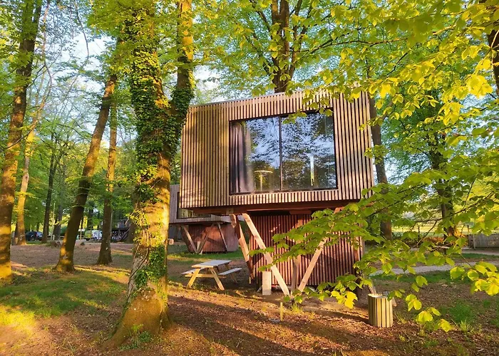 אכסניה L'etape En Foret