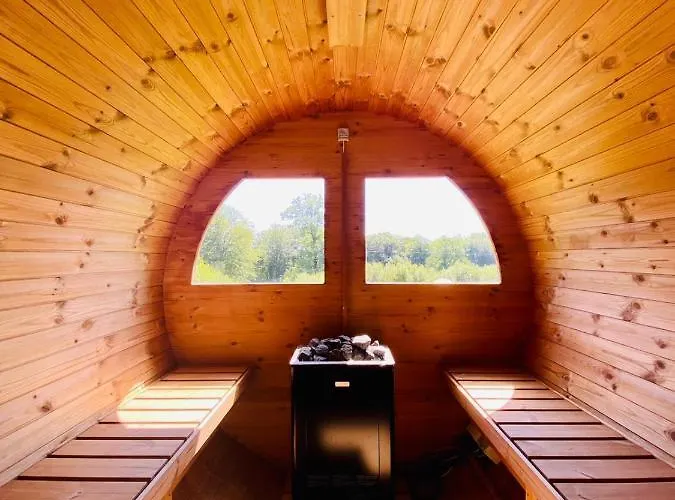 L'etape En Foret אכסניה