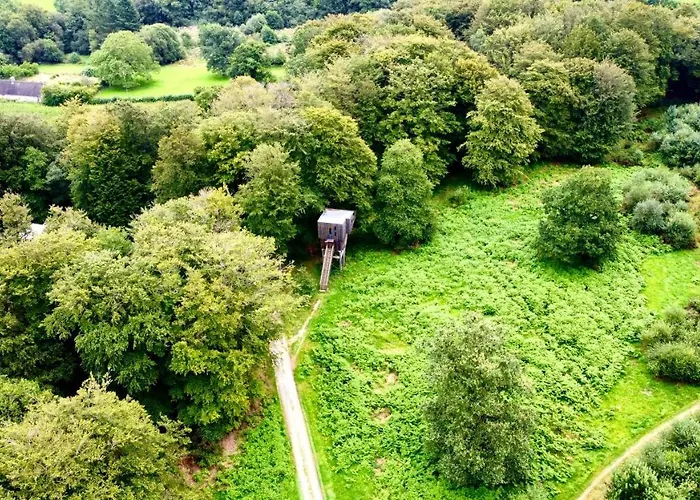 L'etape En Foret אכסניה