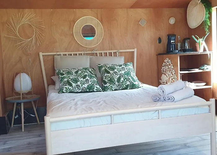 אכסניה L'etape En Foret