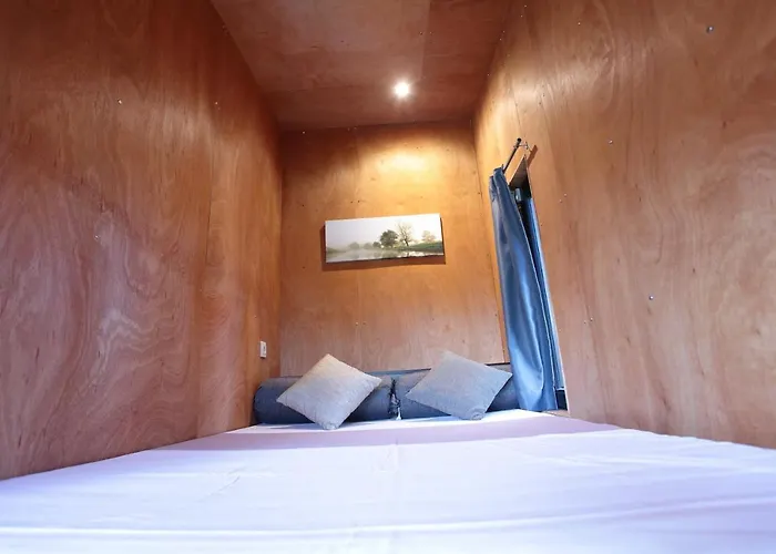 אכסניה L'etape En Foret